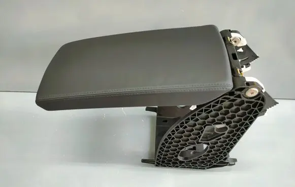 Skoda Superb B8 (3V) Armrest 3V0864207 3V0864207A