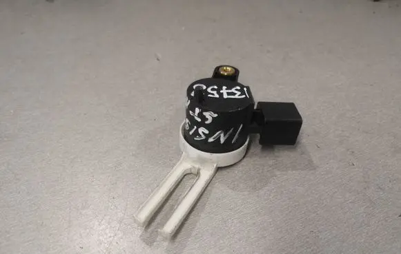 Opel Insignia A Brake pedal sensor switch 10366474
