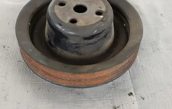 Mercedes-Benz SL R107 Water pump pulley 