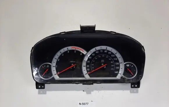 Chevrolet Captiva Speedometer (instrument cluster) 96858447