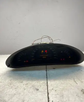 Mercedes-Benz C W203 Speedometer (instrument cluster) A2035403911 110080168005 A2035403532