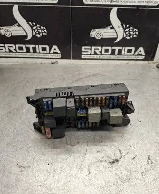 Mercedes-Benz E W211 Fuse module 2115456301