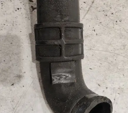 Citroen Xantia Intercooler hose/pipe 2499
