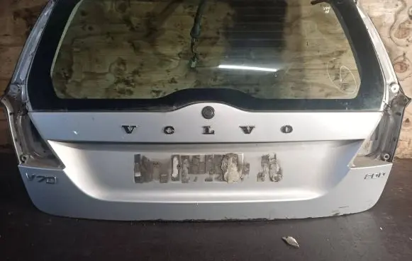 Volvo V70 Tailgate/trunk/boot lid 30674837