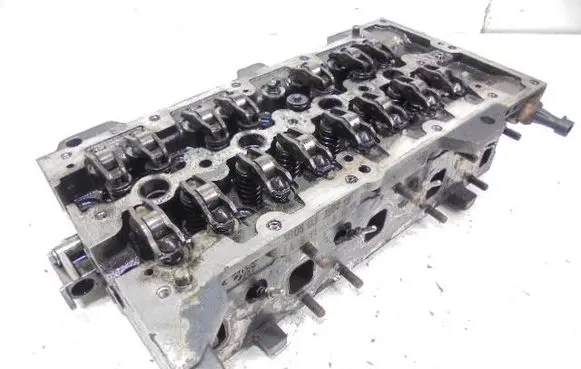 Opel Corsa C Engine head 55193109