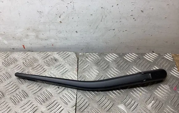 Toyota Corolla E120 E130 Rear wiper blade arm 8524113060