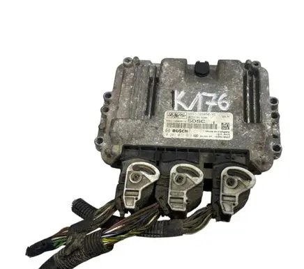 Ford Fiesta Engine control unit/module 6S6112A650VC 0281011612
