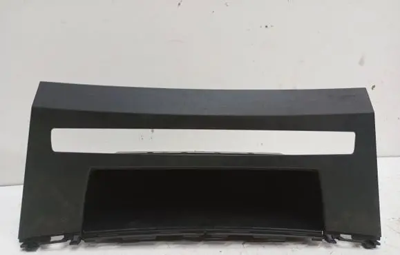 BMW 5 E60 E61 Glove box 7063146 P11165 270104
