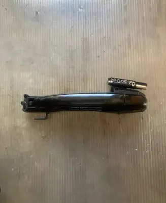 Lexus RX 300 Rear door exterior handle
