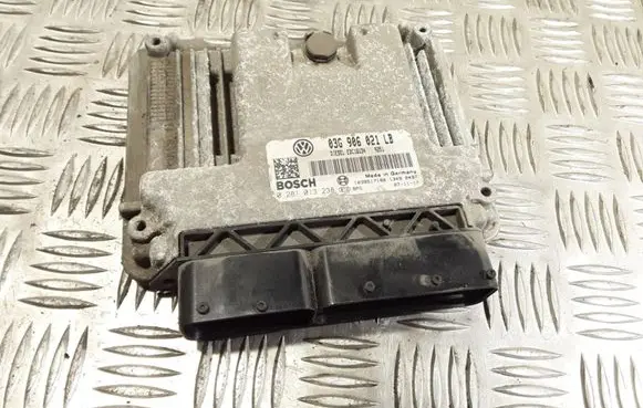 Skoda Octavia Mk2 (1Z) Engine control unit/module 03G906021LB 0281013238