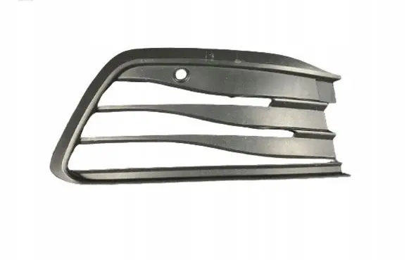 Volkswagen Golf VIII Front bumper lower grill 5H0853666J