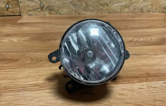 Renault Megane III Front fog light 89208691 261500097R
