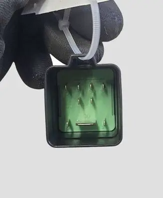 Audi A3 S3 A3 Sportback 8P Glow plug pre-heat relay 038907281D WL051299023