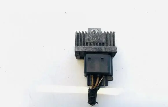 Renault Kangoo I Glow plug pre-heat relay 7700115078