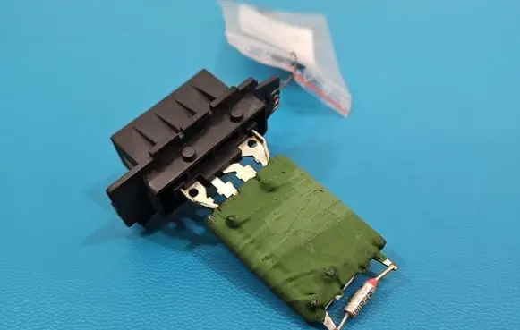 Fiat Ducato Heater blower motor/fan resistor IMPRK1553767