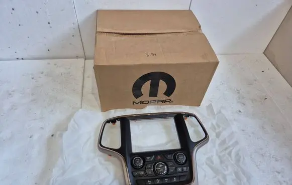 Jeep Grand Cherokee Climate control unit 05091851AF