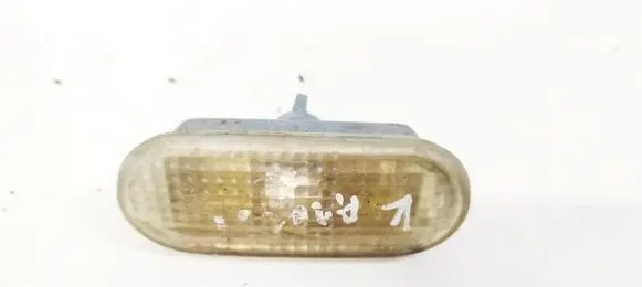 Volkswagen PASSAT B5 Front fender indicator light 1j5949117