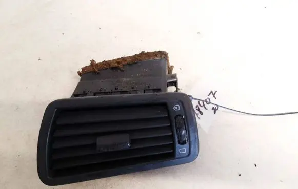 Citroen C8 Dash center air vent grill 1484108077