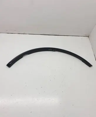 Audi Q7 4L Front arch trim 