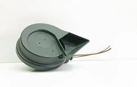 Audi A4 S4 B7 8E 8H Horn signal 8E0951221C