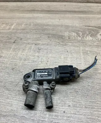 Opel Vectra C Exhaust pressure sensor 55200301 0281002784