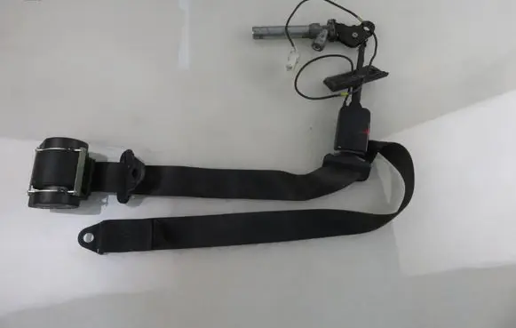 Peugeot Partner Front seatbelt 550624788A