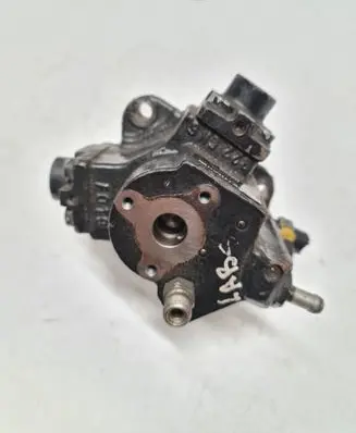 Opel Vectra C Fuel injection high pressure pump 0055193840 0445010128
