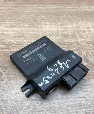 Audi A6 S6 C6 4F Gateway control module 4F0907468B 4F0910468A