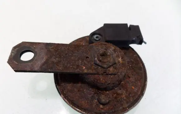 Toyota Avensis Verso Horn signal