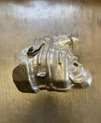 Renault Captur Exhaust heat shield 144503894R 00021153