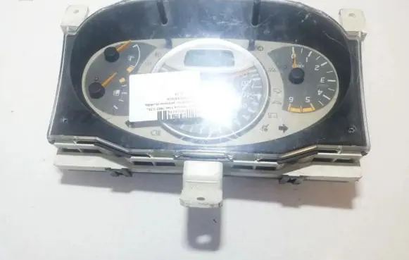 Speedometer (instrument cluster)