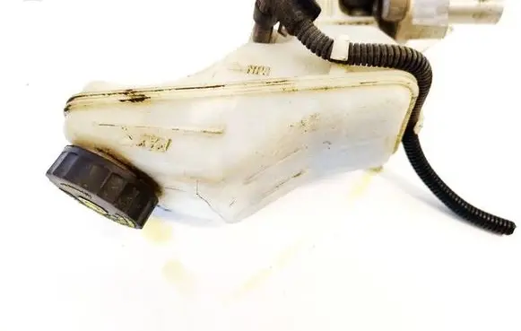 Opel Corsa D Brake fluid reservoir 020401127