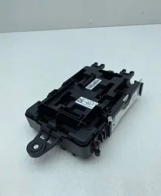 BMW 1 F20 F21 Fuse module 19561000001 9389070