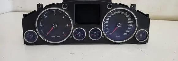 Volkswagen Touareg I Speedometer (instrument cluster) 7L6920880H 0263632016 5046370390
