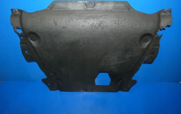 Volvo S60 Engine splash shield/under tray