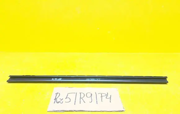 Citroen C4 I Picasso Rubber seal rear door window/glass 96540661