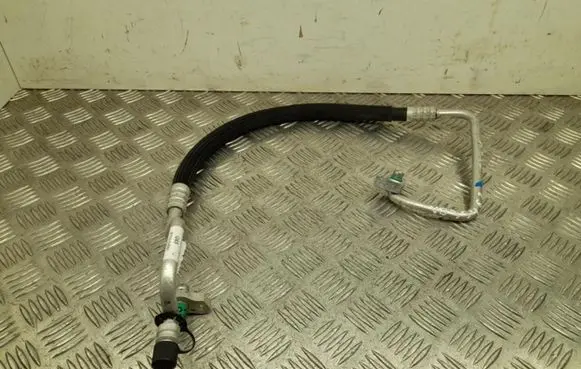 KIA Xceed Air conditioning (A/C) pipe/hose 97762G4650