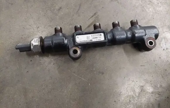 Peugeot 207 Fuel main line pipe 9654592680 9658227880