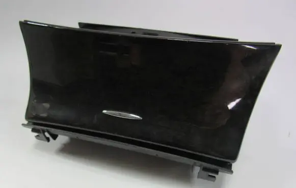 Mercedes-Benz CLS AMG C219 Car ashtray a2118101330-merc1 a2118101330