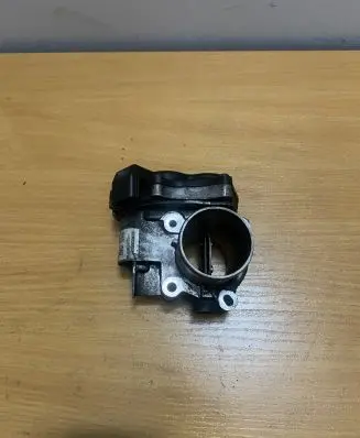 Renault Master III Throttle valve 8200987453F H8200727648