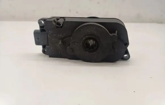 BMW 3 G20 G21 Radiator active air flap actuator 9881646