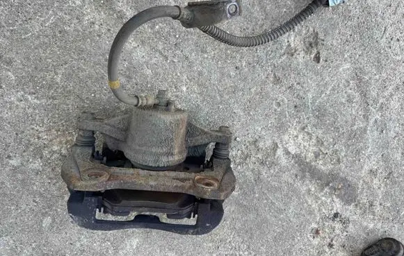 KIA Pro Cee'd III Rear brake caliper ACS