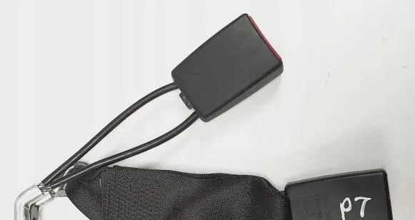 Mercedes-Benz S W220 Seat belt trim 2208600869