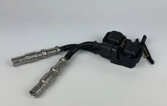 Mercedes-Benz A W169 High voltage ignition coil A0001587803 0221503035 ZZS0006