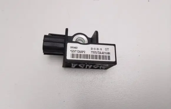 Honda CR-V Airbag deployment crash/impact sensor 5WK44621 G0VT1DAA92