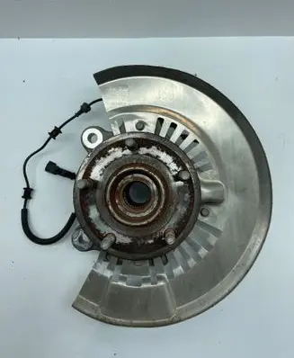 Front wheel hub