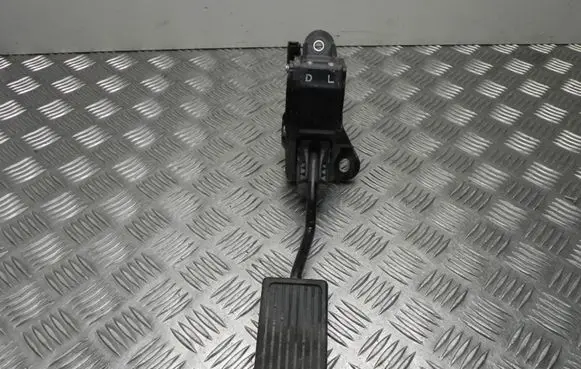 Honda CR-V Accelerator throttle pedal 31308J09 T4441