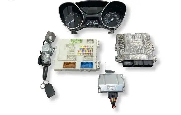 Ford Focus Engine ECU kit and lock set S180133036F BV6112A650NM BV6T14B526BB