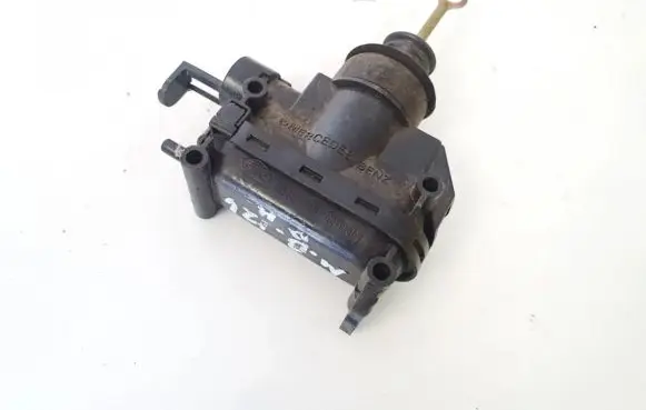 Mercedes-Benz E W124 Vacuum pump