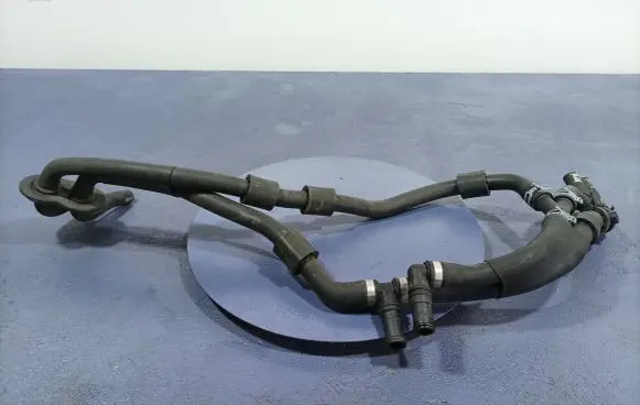 Audi Q7 4M Engine coolant pipe/hose 4M0819345